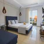 Kassandra Aparthotel 3*