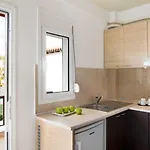 Kassandra Aparthotel 3*
