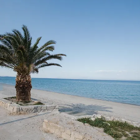 Kassandra Aparthotel 3*